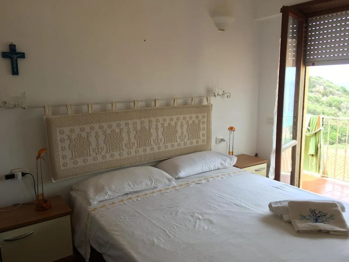 Santa Teresa Gallura Girasole: Seaside Penthouse with Panoramic Views Santa Teresa Gallura